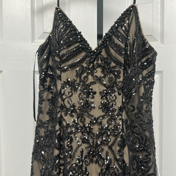 MacDuggal dress - Picture 7 of 7